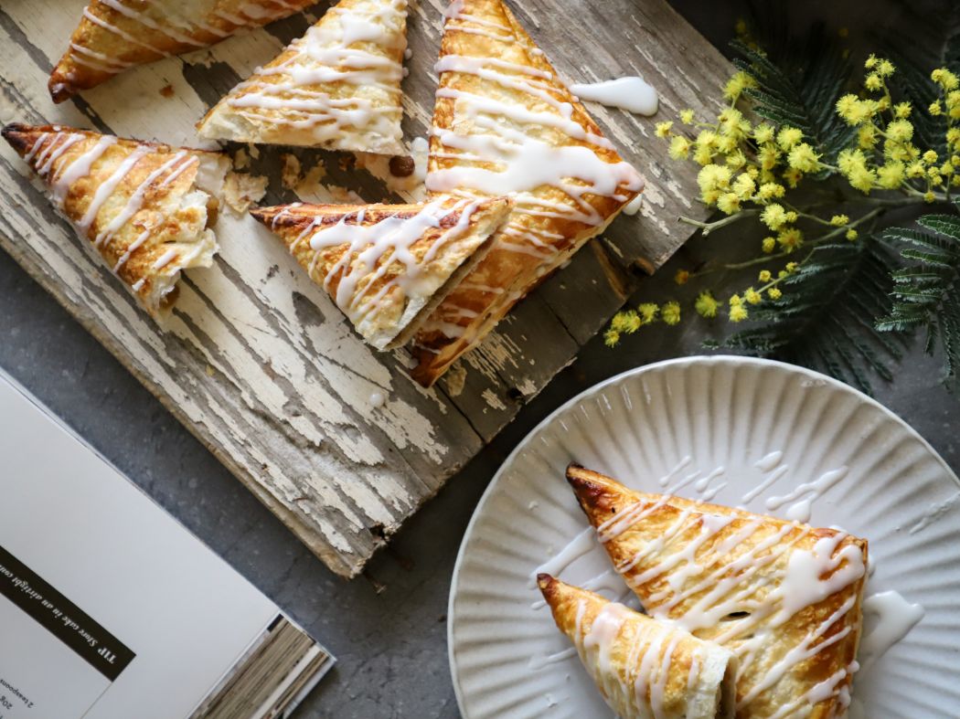 Apple, Honey & Cinnamon Turnovers